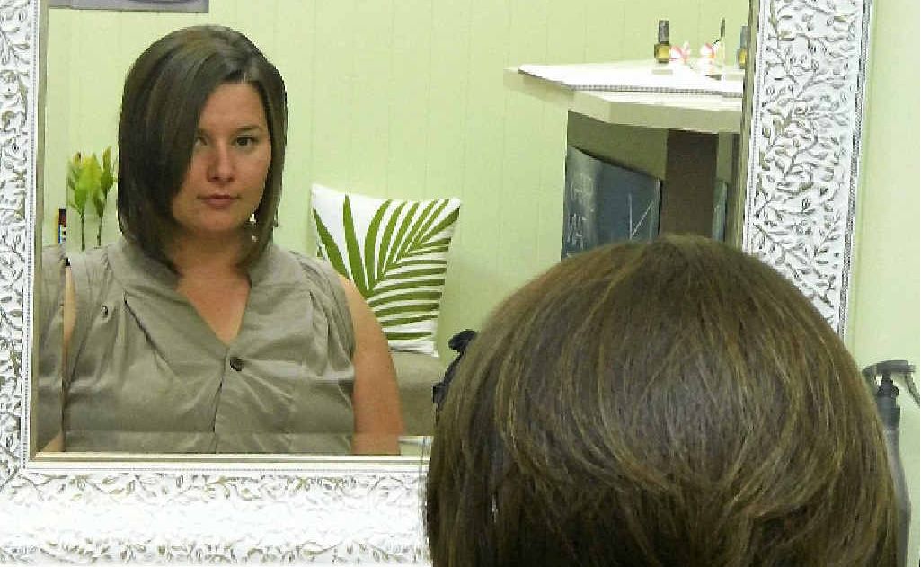 Shannon’s new hairstyle is now sophisticated and easy to manage. Shannon’s new hairstyle is now sophisticated and easy to manage.